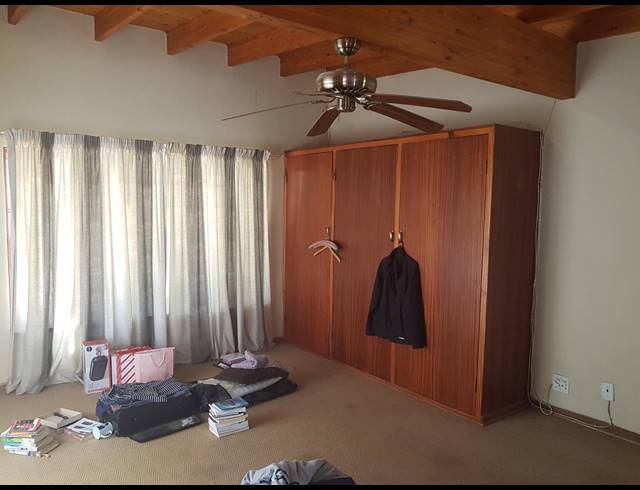 3 BEDROOM HOUSE SOLD IN MERRIVALE HEIGHTS